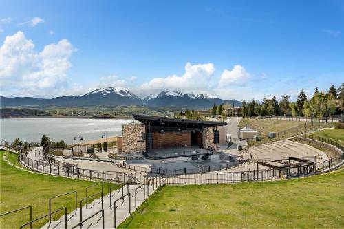 a large amphitheater with mountains in the background at Summit Blue #30 : 2 in Silverthorne