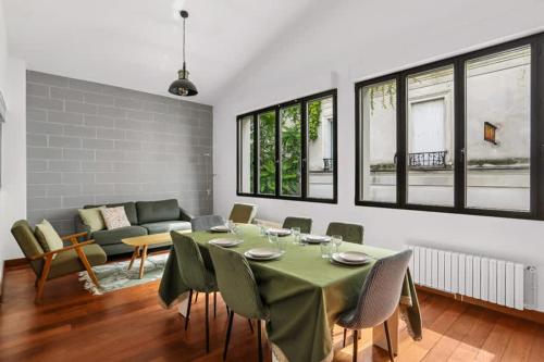2BDR-8P duplex apartment - Pigalle-Montmartre
