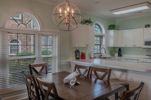 Ground Floor Condo 2 bed 2 bath Riverwalk at Arrowhead Country Club Unit 104 photo 10