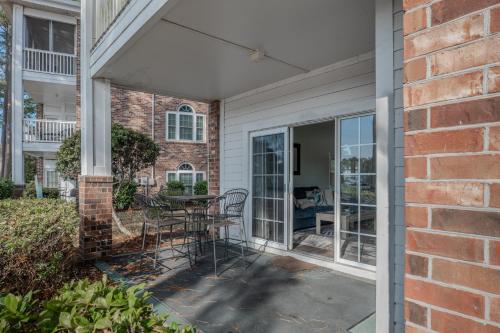 Ground Floor Condo 2 bed 2 bath Riverwalk at Arrowhead Country Club Unit 104 photo 20