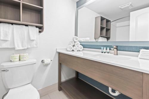 Ocean View Double Queen Suite! - Schooner at Compass Cove 243 photo 5
