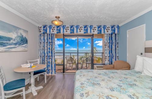 Ocean Reef Resort - Direct Oceanfront Studio - Nicely Updated! Perfect for 2-4 guests! Unit 303 photo 5