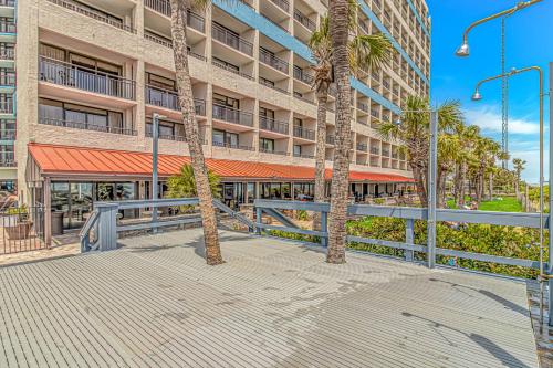 Ocean Reef Resort - Direct Oceanfront Studio - Nicely Updated! Perfect for 2-4 guests! Unit 303 photo 38