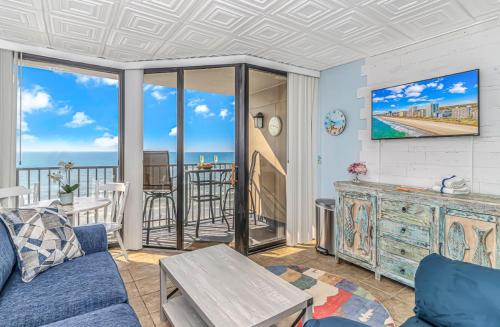Newly Renovated- Oceanfront 1 Bedroom Suite- Sand Dunes 2726 photo 3