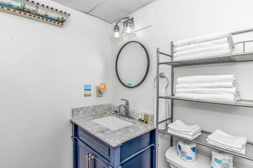 Newly Renovated- Oceanfront 1 Bedroom Suite- Sand Dunes 2726 photo 11