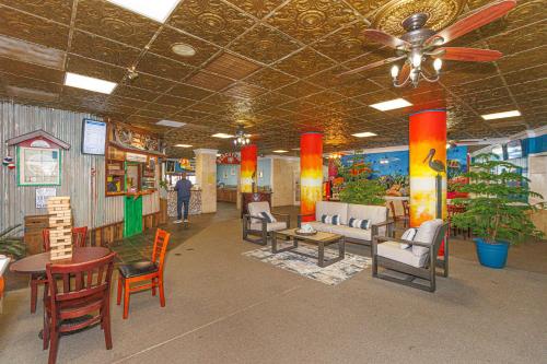 Newly Renovated- Oceanfront 1 Bedroom Suite- Sand Dunes 2726 photo 19