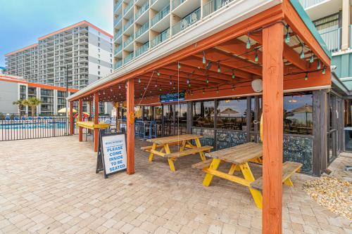 Newly Renovated- Oceanfront 1 Bedroom Suite- Sand Dunes 2726 photo 23