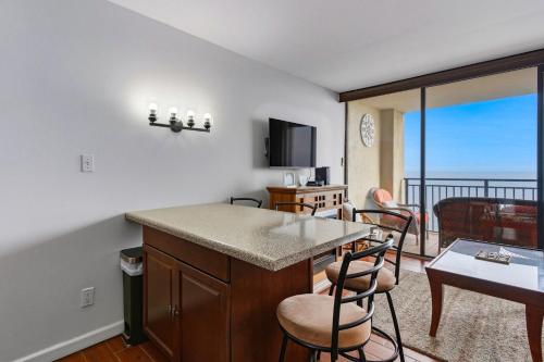 Incredible Oceanfront 1 BR Condo- Breathtaking Views- Ocean Forest Plaza 2108 photo 7