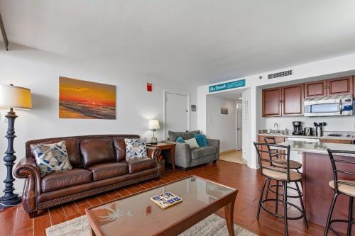 Incredible Oceanfront 1 BR Condo- Breathtaking Views- Ocean Forest Plaza 2108 photo 9