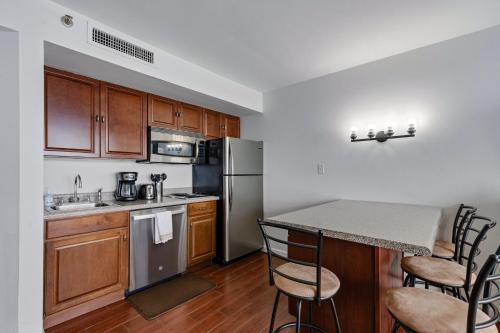 Incredible Oceanfront 1 BR Condo- Breathtaking Views- Ocean Forest Plaza 2108 photo 11