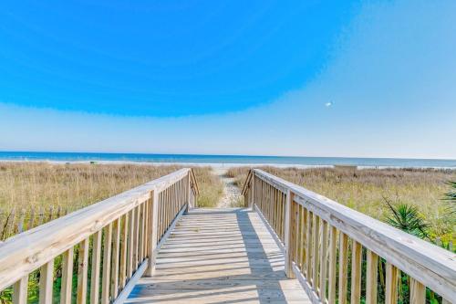 Incredible Oceanfront 1 BR Condo- Breathtaking Views- Ocean Forest Plaza 2108 photo 35