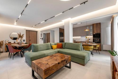 PREVEZA VILLA center