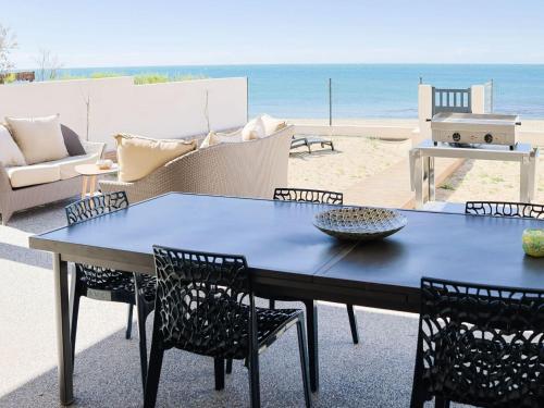 Magnificent sea view from this apartment
