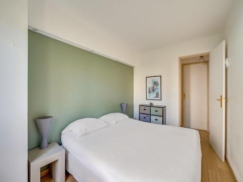 2BDR flat for 4 people near Bastille Nation