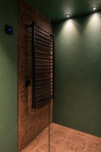 Luxury Industrial Suite with Private Hammam at Paris Montparnasse