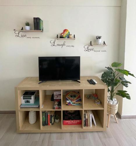 Beautiful Modern Flat Near the Beach & Pool photo 11