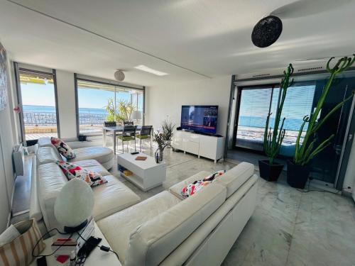 Magifique T3 vue panoramique grande terrasse parking clim wifi