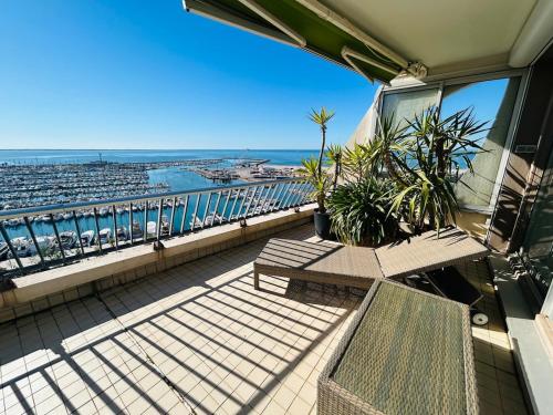 Magifique T3 vue panoramique grande terrasse parking clim wifi
