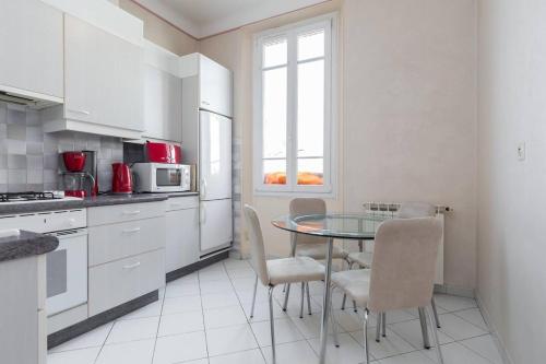Quiet 3 Room AC Flat Rue dAntibes Cannes nr Palais