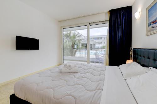 Relaisdulac Desenzano with pool and parking private