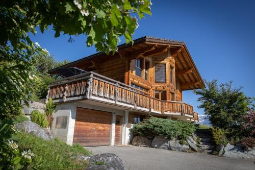 Chalet Vansamis, breathtakinng views & sauna