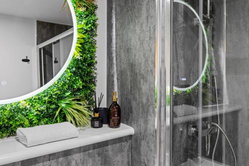 Luxury City Retreat - sleeps 6 with Games, Netflix & Record Player photo 4