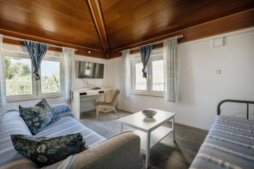 Villa Bionda Beachfront Apartments, Old Town Novigrad