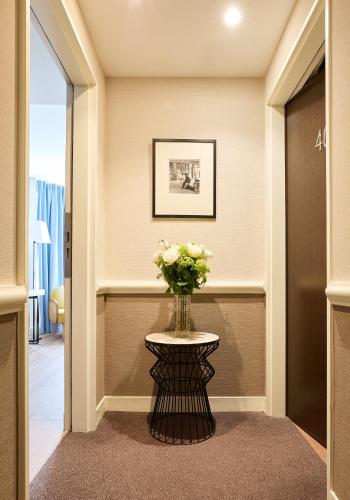 Plaza Tour Eiffel photo 48