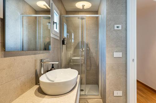 Luxury Apt x4 with Duomo Dome View, AC e Wi-Fi