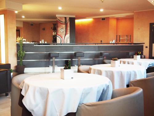Ресторант или друго място за хранене в Golf Hotel Milano