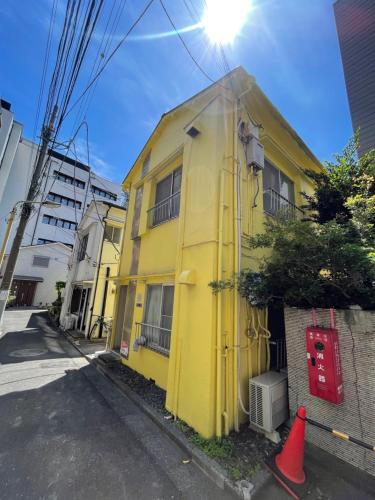 AiES池袋 池袋站步行4分钟 东京热门商圈 机场交通便利 独立卫浴厨房 WiFi洗衣机 适合2人