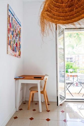 studio balcony work