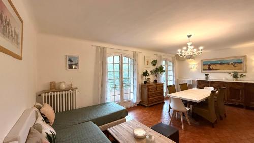 Spacieux T3 avec terrasse à Fréjus