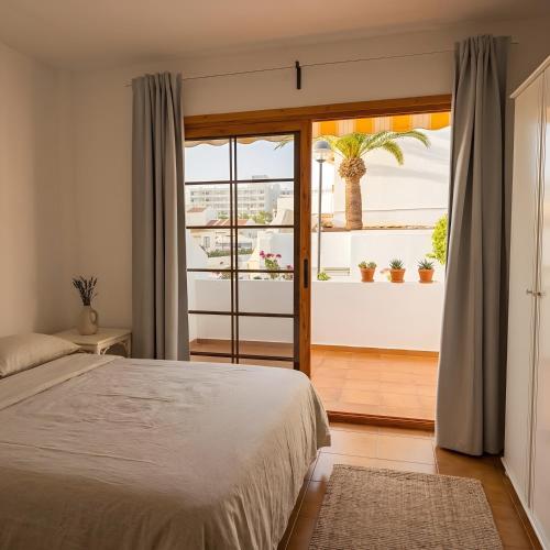 Las Americas Studio Apartment
