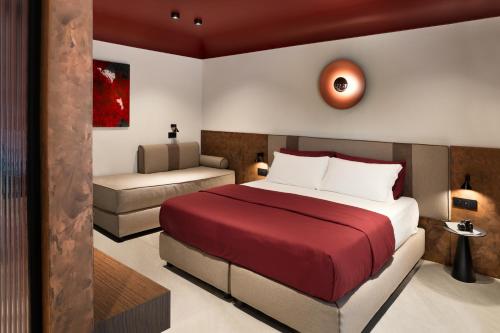 Zuroli Boutique Rooms