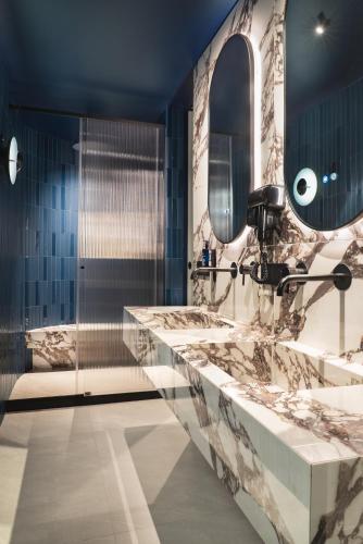 Zuroli Boutique Rooms