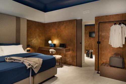 Zuroli Boutique Rooms