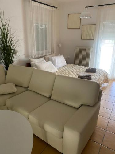 Nr1 White appartment w Luxury BA between Train St. and DT