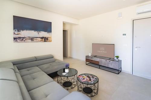 Sunlit Luxury Apartment, Rhodes
