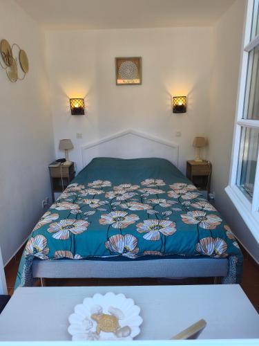 Appartement lumineux avec piscine, mer et lac
