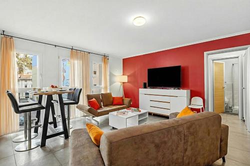 Locarno Centro Apartment 2BR with Private Garage - Happy Rentals