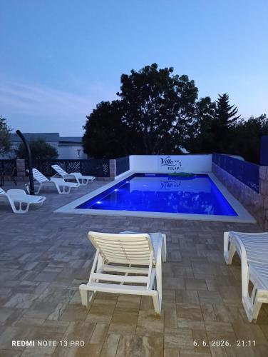 VILLA APARTMENTS FILIP with swimming pool