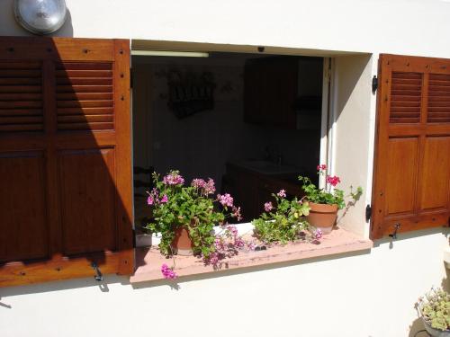 ANTIBES 06 2P RDJ Villa Ideal pour couple avec enfants