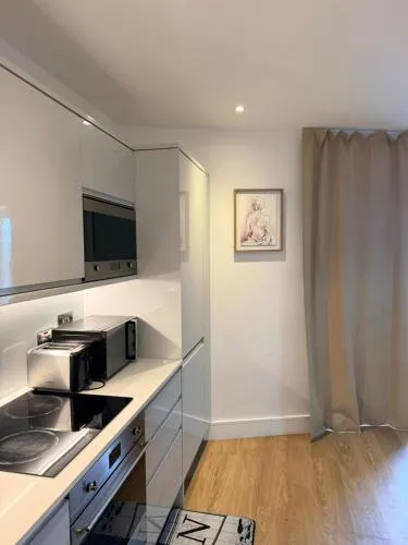 Prestige City Apartment with Magnificent City Views photo 51