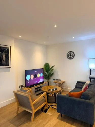 Prestige City Apartment with Magnificent City Views photo 48