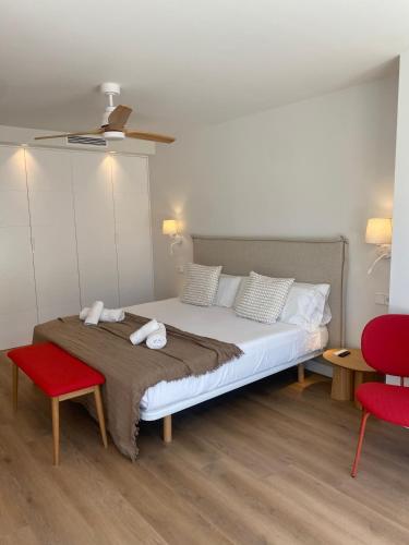 Luminoso apartamento en segunda línea playa 436