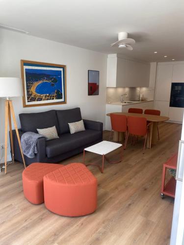 Luminoso apartamento en segunda línea playa 436