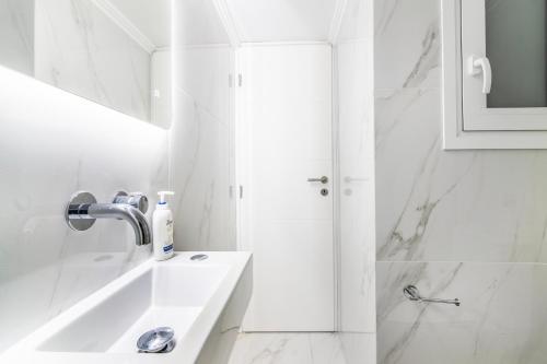Althea Athens Suite