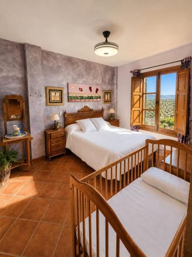 Cortijo Los Arcos - Lujo rural con piscina y vistas espectaculares en Málaga