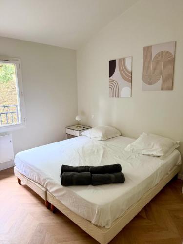 Bellevue Apartment - Terrace, Golf & Pool
